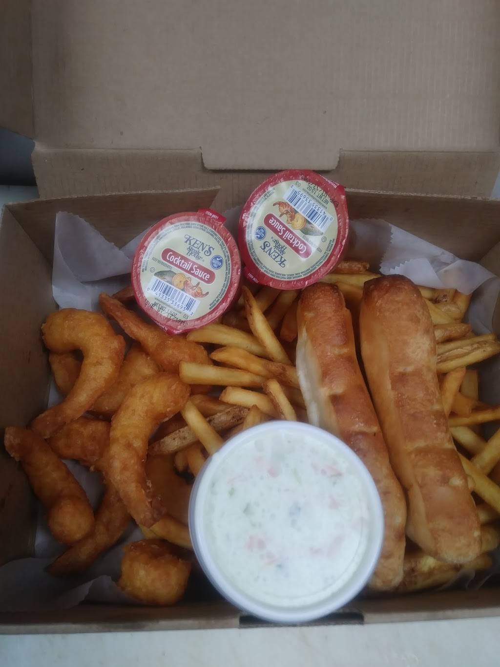 Happys Pizza | meal delivery | 3300 West Rd, Trenton, MI 48183, USA | 7343620000 OR +1 734-362-0000