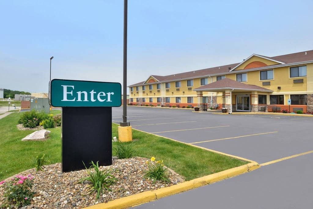 Quality Inn | restaurant | 209 W 9th St, Coralville, IA 52241, USA | 3198006023 OR +1 319-800-6023