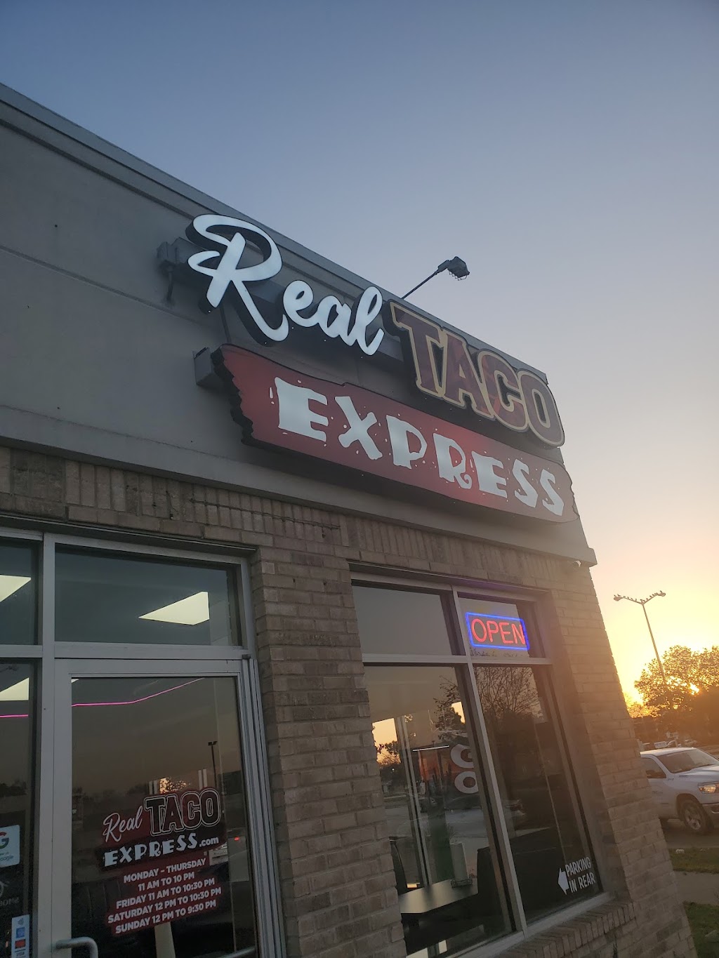 Taco Express | restaurant | 26756 Gratiot Ave, Roseville, MI 48066, USA | 5865859243 OR +1 586-585-9243