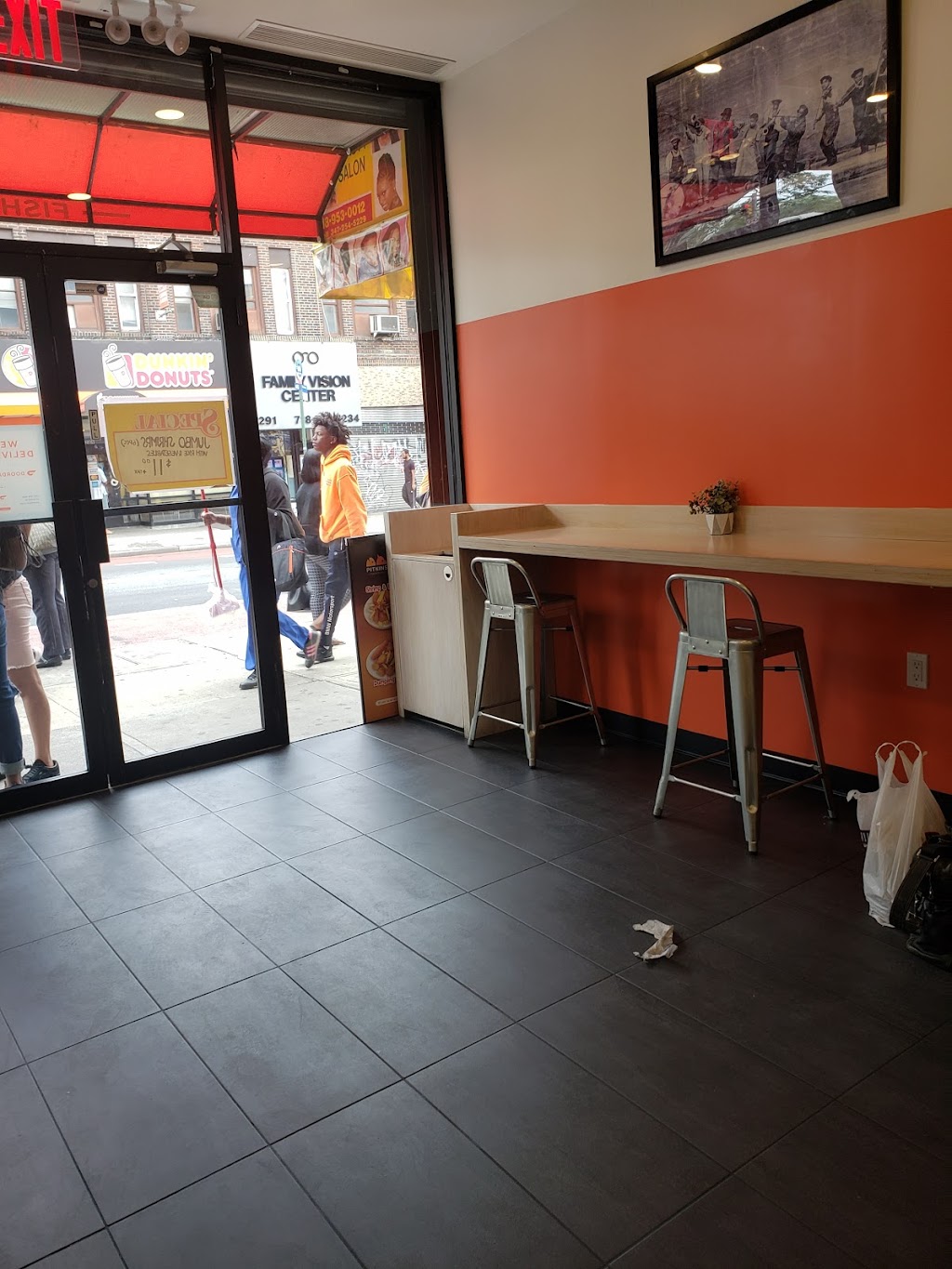 Pitkins Fish & Chicken | restaurant | 288 Utica Ave, Brooklyn, NY 11213, USA | 7187740304 OR +1 718-774-0304