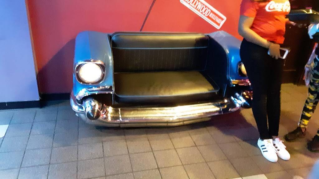 Cinema Cafe | restaurant | 1044 Von Schilling Dr, Hampton, VA 23666, USA | 7575237469 OR +1 757-523-7469