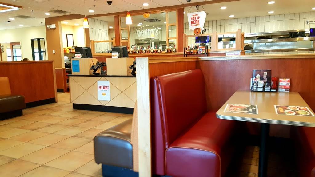 Dennys | restaurant | 1151 Herndon Ave, Clovis, CA 93612, USA | 5593253160 OR +1 559-325-3160