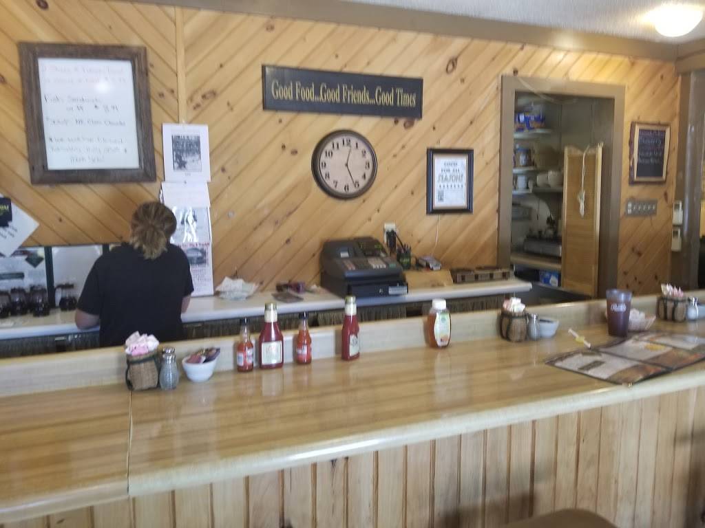 SeaSonS Adirondack Café | restaurant | 12228 NY-28, Woodgate, NY 13494, USA | 3153926556 OR +1 315-392-6556