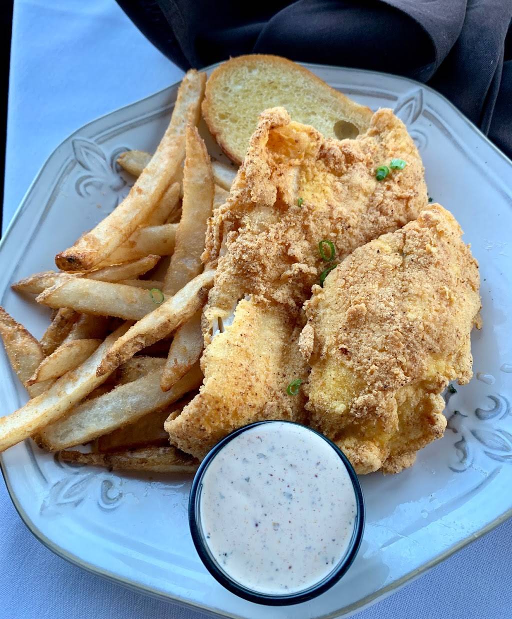 River Terrace | restaurant | 1000 Riverside Dr, Columbia, TN 38401, USA | 9312235135 OR +1 931-223-5135