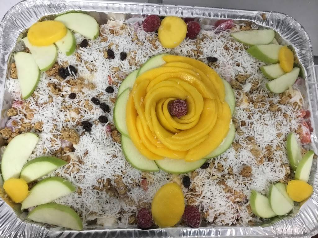 Bionicos Green Paradise | restaurant | 3414 W Ball Rd suite D, Anaheim, CA 92804, USA | 7148862885 OR +1 714-886-2885