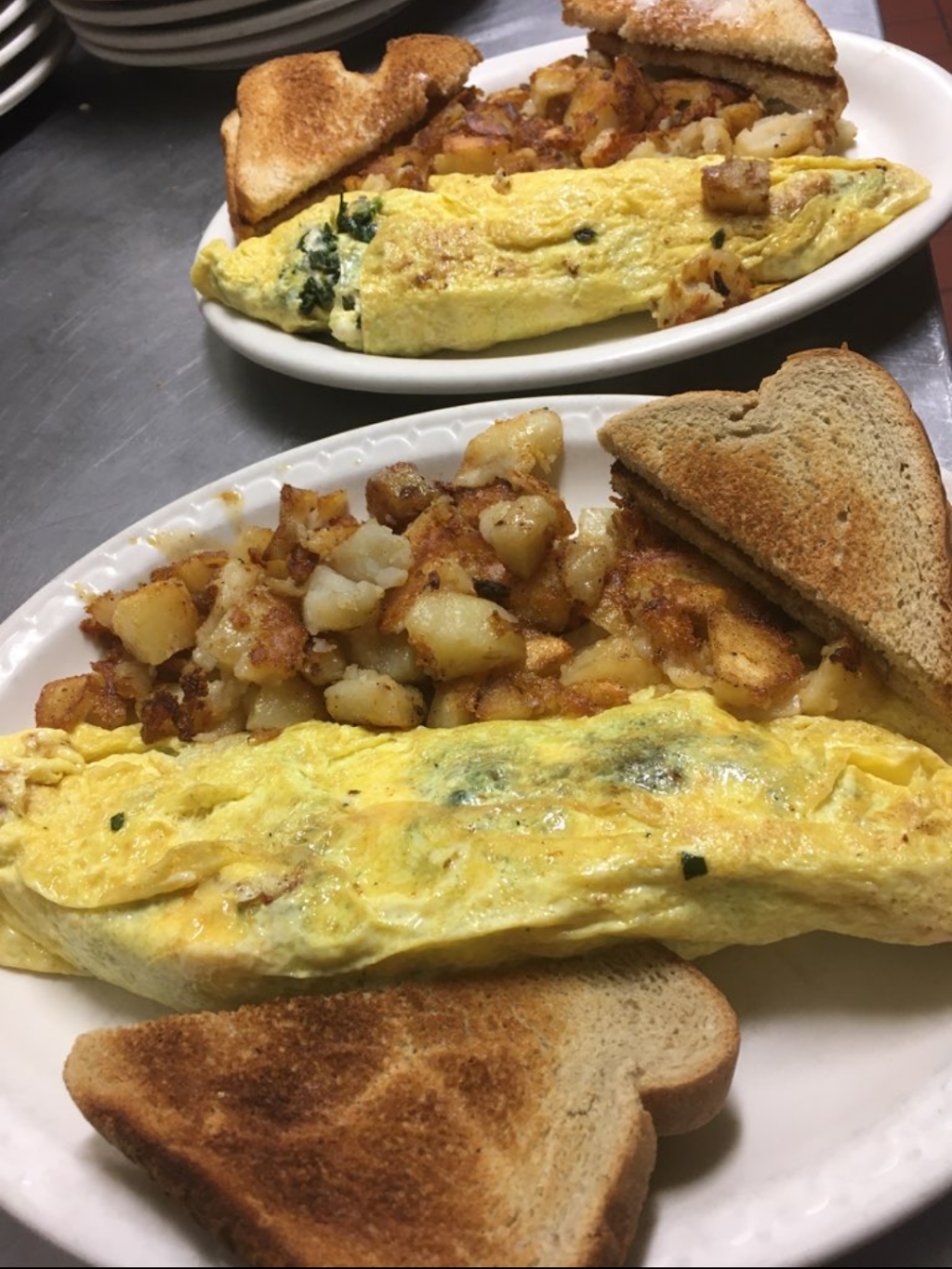 The Old Serpicos Diner | restaurant | 512 State Fair Blvd, Syracuse, NY 13204, USA | 3159374556 OR +1 315-937-4556