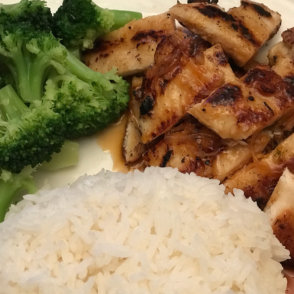 Bee’s Style: Egg Rolls & Fried Rice | restaurant | 492 W Lafayette St, Fayetteville, AR 72701, USA | 4794669060 OR +1 479-466-9060