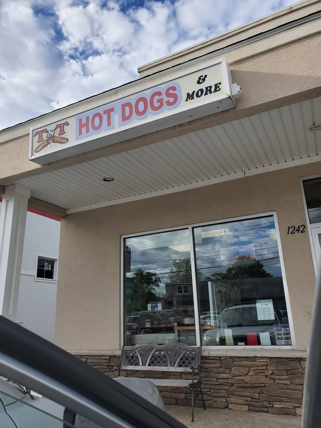 TnT Coney Island | restaurant | 1242 Wilbur Ave, Somerset, MA 02725, USA | 7742948240 OR +1 774-294-8240