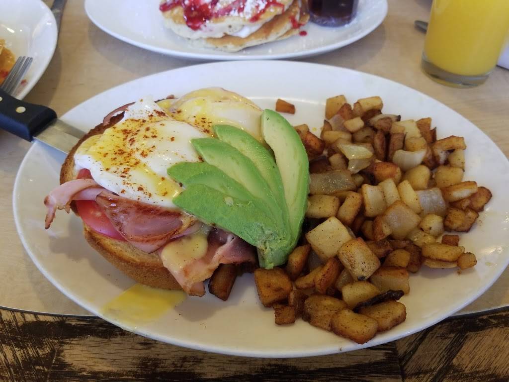 Cocos Bakery Restaurant | restaurant | 2026 N 7th St, Phoenix, AZ 85006, USA | 6022583821 OR +1 602-258-3821