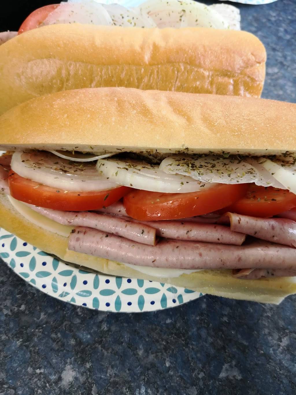 Eves Lunch | meal takeaway | 320 E Johnson Hwy, Norristown, PA 19401, USA | 6102776600 OR +1 610-277-6600