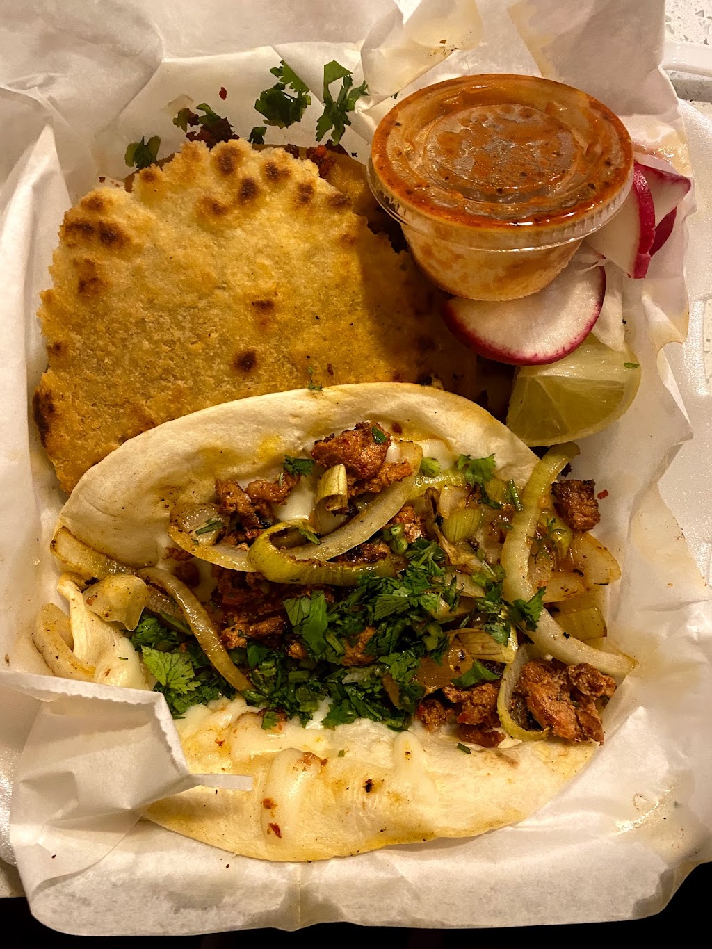 La Reyna Azteca | restaurant | 9865 E Hampden Ave, Denver, CO 80231, USA | 7206975280 OR +1 720-697-5280