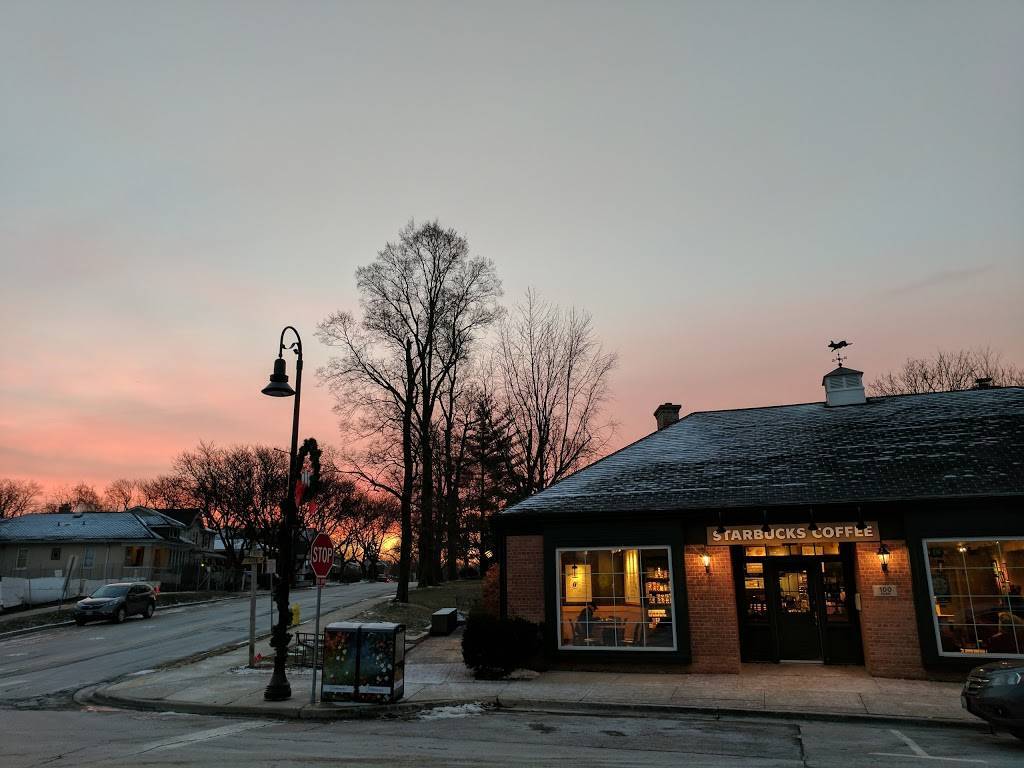 Starbucks | cafe | 100 Park Ave, Clarendon Hills, IL 60514, USA | 6303211496 OR +1 630-321-1496
