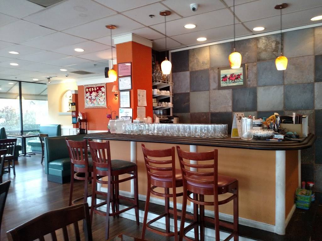 Red Elephant Thai Cuisine | restaurant | 3000 Windy Hill Rd SE Ste A1, Marietta, GA 30067, USA | 7709801890 OR +1 770-980-1890