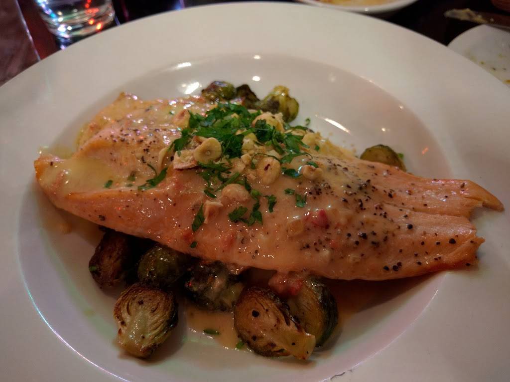 Farro Italian Restaurant | restaurant | 8230 S Holly St, Centennial, CO 80122, USA | 3036945432 OR +1 303-694-5432