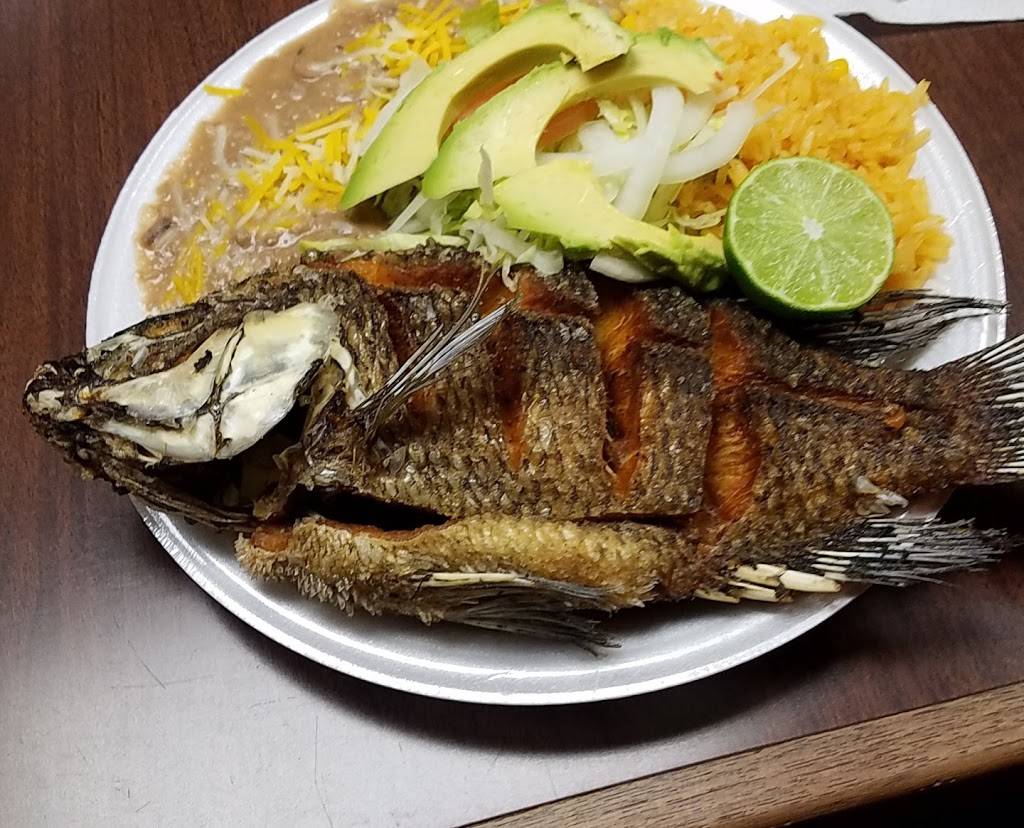 Las Casuelas Mexican Restaurant | restaurant | 901 E Harry St, Wichita, KS 67211, USA | 3162641424 OR +1 316-264-1424