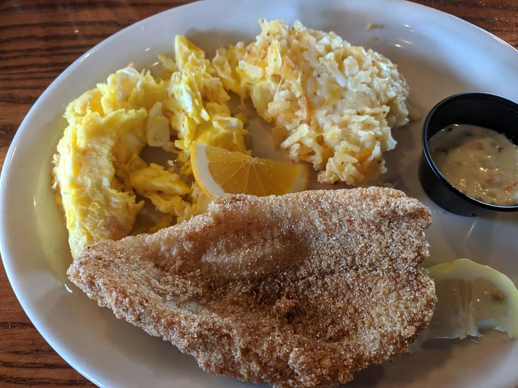 Cracker Barrel Old Country Store | restaurant | 300 Jason Way Ct, Davenport, IA 52806, USA | 5633864847 OR +1 563-386-4847