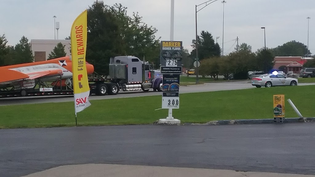 Shell | restaurant | 1402 Bellefontaine St, Wapakoneta, OH 45895, USA | 4197388776 OR +1 419-738-8776