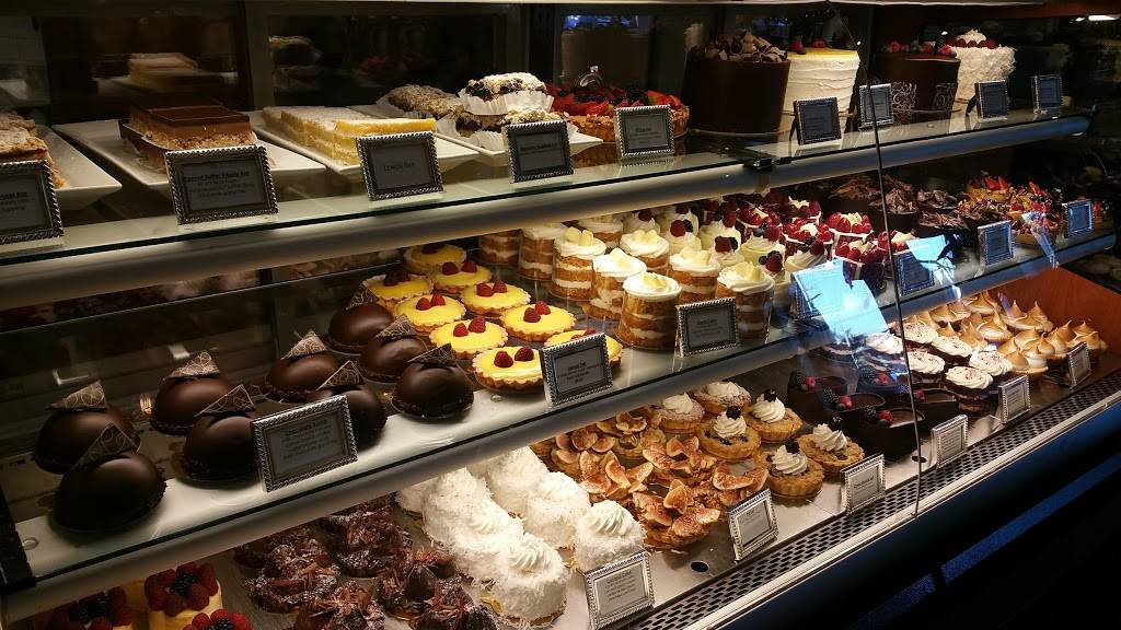Zovs Bakery | restaurant | 17440 17th St, Tustin, CA 92780, USA | 7148388855 OR +1 714-838-8855