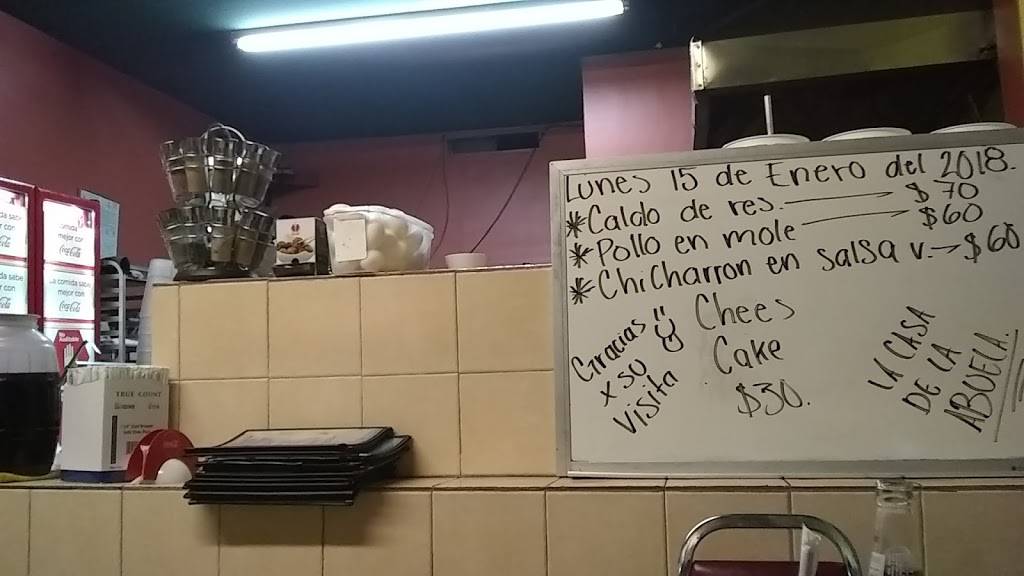 Casa de la Abuela | restaurant | Local 10, Blvd. Benito Juárez 984, Anexa Obrera, 22703 Rosarito, B.C., Mexico | 016616123697 OR +52 661 612 3697