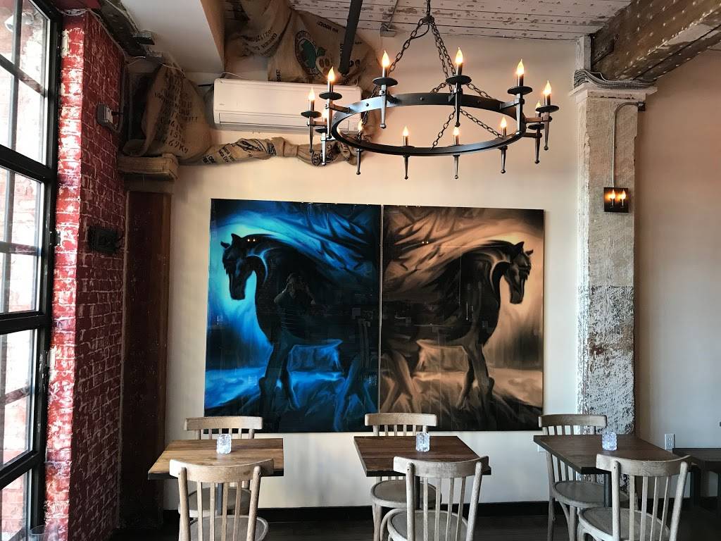 West Wine Bar | restaurant | 67 West St #3, Brooklyn, NY 11222, USA | 9179091087 OR +1 917-909-1087