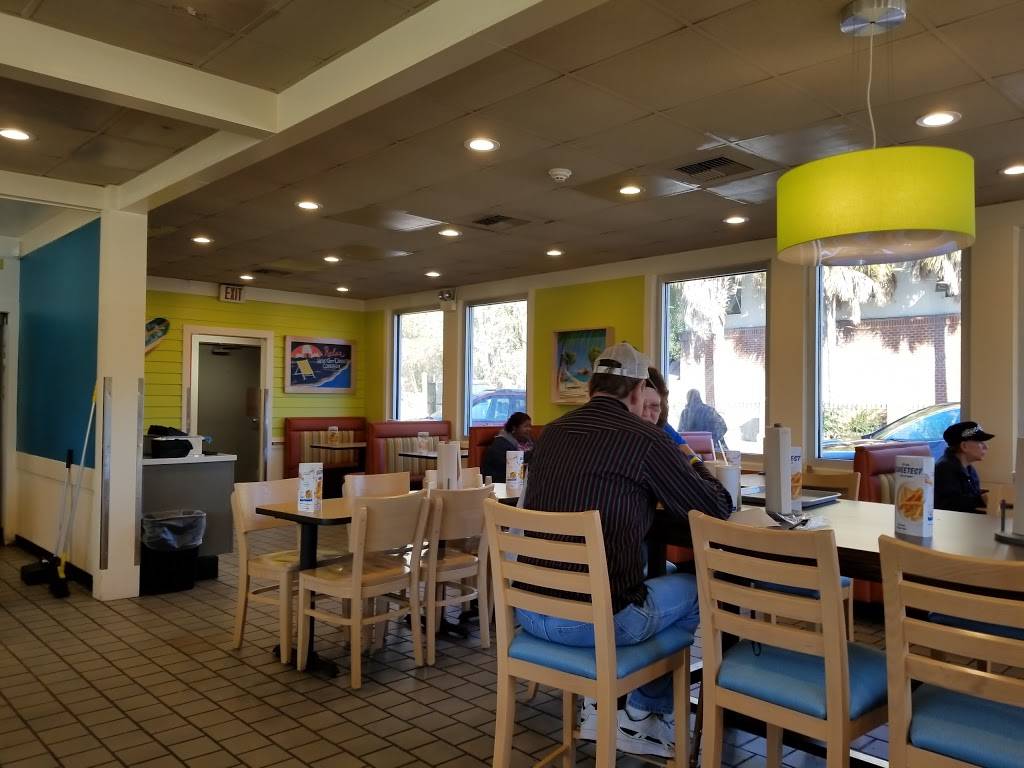 Captain Ds | restaurant | 1936 Savannah Hwy, Charleston, SC 29407, USA | 8435712308 OR +1 843-571-2308