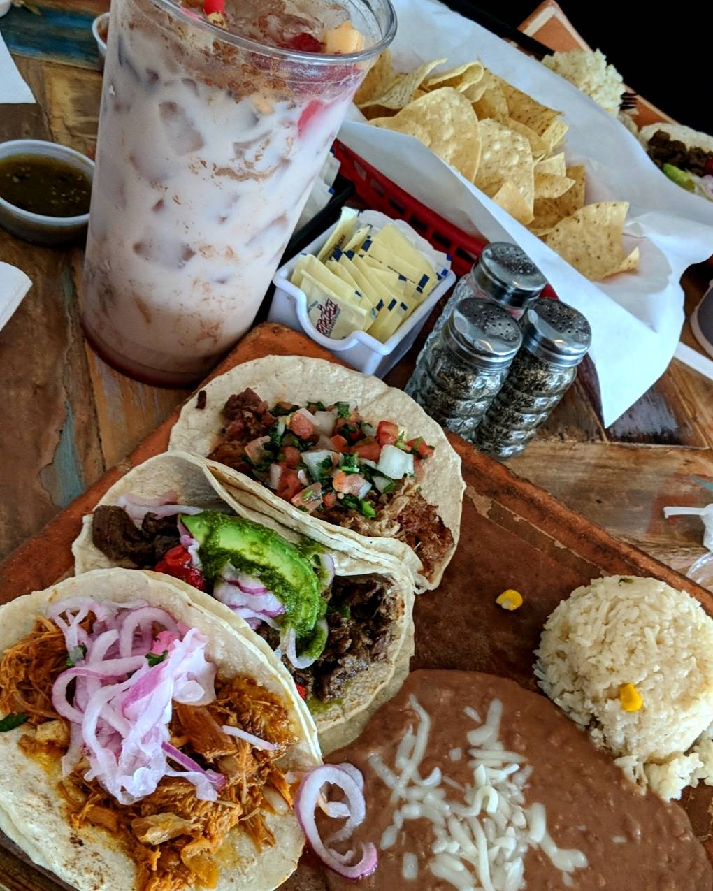 La Santisima | restaurant | 1919 N 16th St, Phoenix, AZ 85006, USA | 6022546330 OR +1 602-254-6330