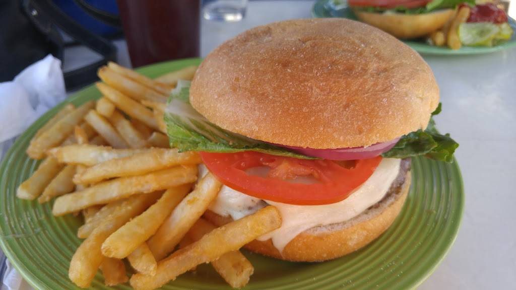 Get Hooked Grill | restaurant | 14333 Crab Trap Court, Hudson, FL 34667, USA | 7278628592 OR +1 727-862-8592