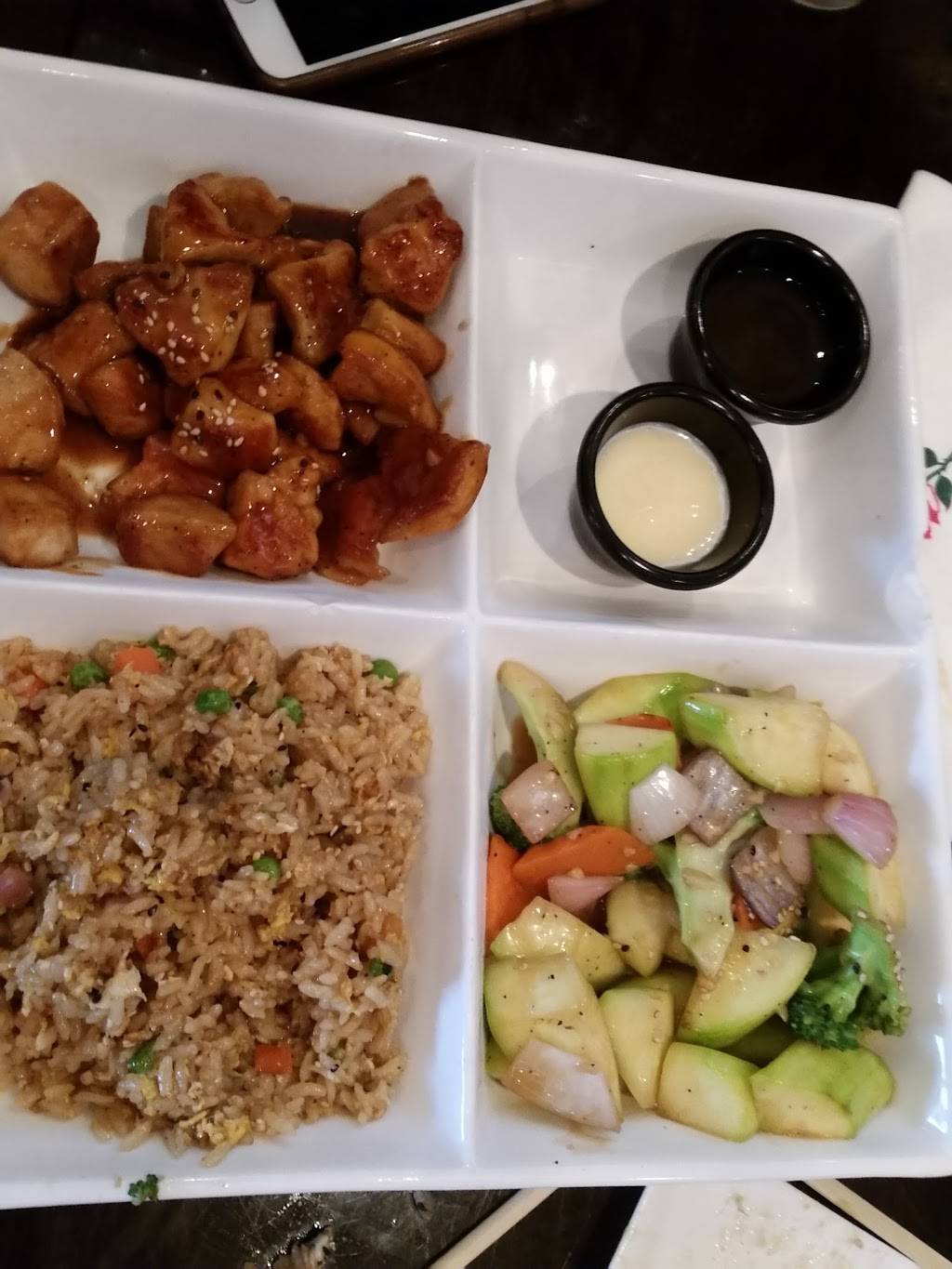 Yama Sushi | restaurant | 4725-G Dorsey Hall Dr, Ellicott City, MD 21042, USA | 4109973688 OR +1 410-997-3688