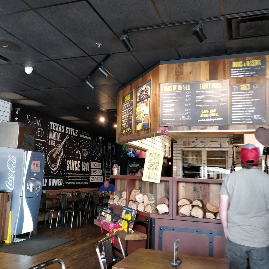 Dickeys Barbecue Pit | restaurant | 4325 E University Dr, Prosper, TX 75078, USA | 9726569727 OR +1 972-656-9727