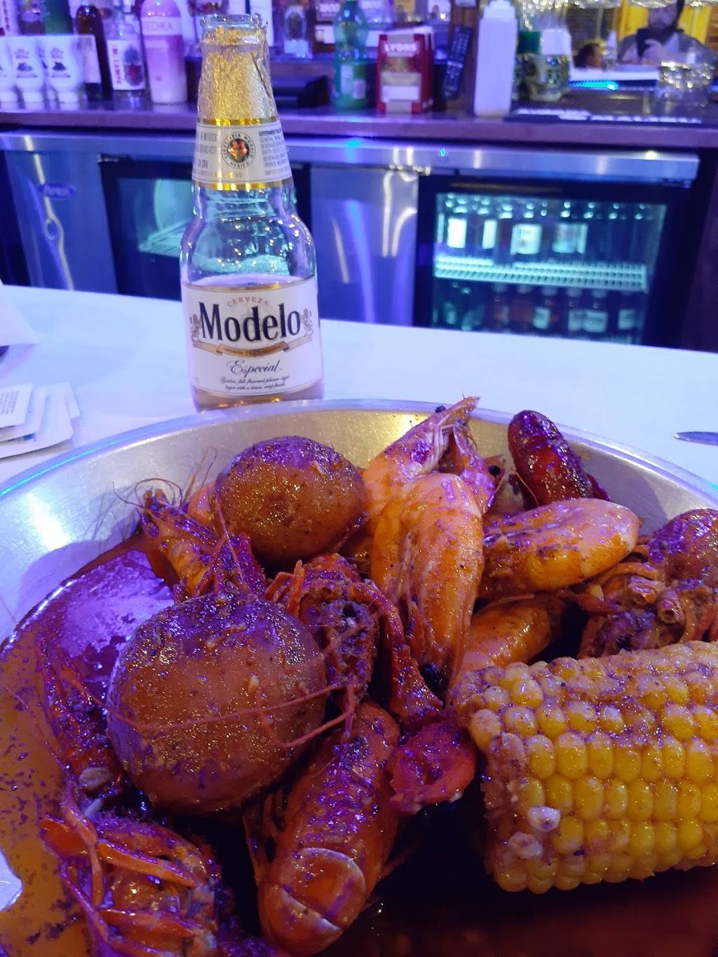 Blue Coast Juicy Seafood | restaurant | 8215 E 71st St, Tulsa, OK 74133, USA | 9182580188 OR +1 918-258-0188