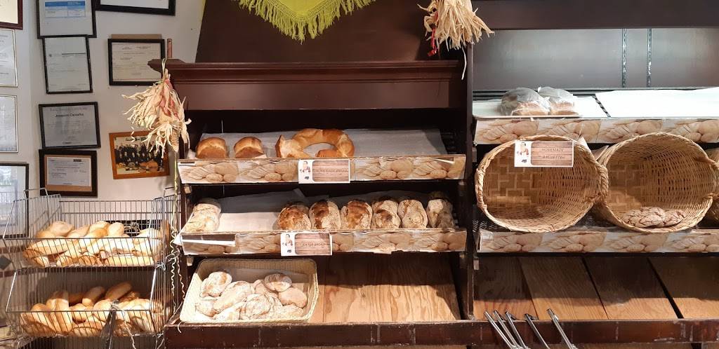 Jacks | restaurant | 352 Oakwood Ave, York, ON M6E 2W1, Canada | 4166511780 OR +1 416-651-1780