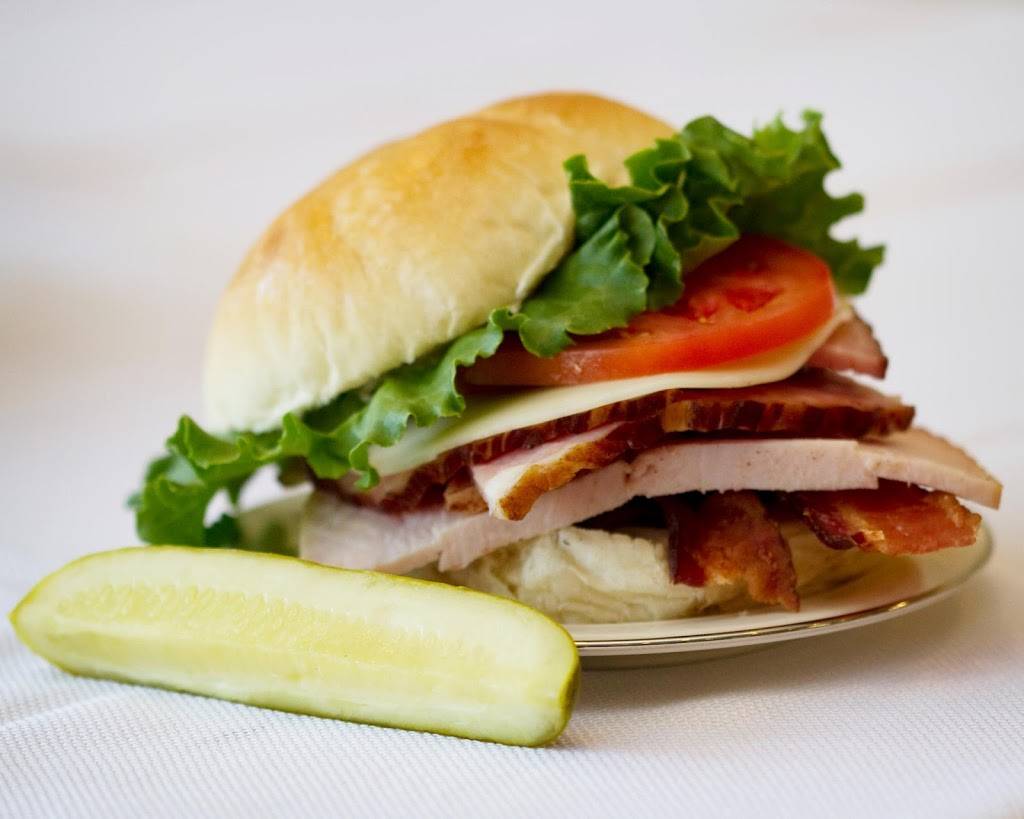 Apple Lane - Decatur | restaurant | 23027 AL-20, Tanner, AL 35671, USA | 2563517803 OR +1 256-351-7803