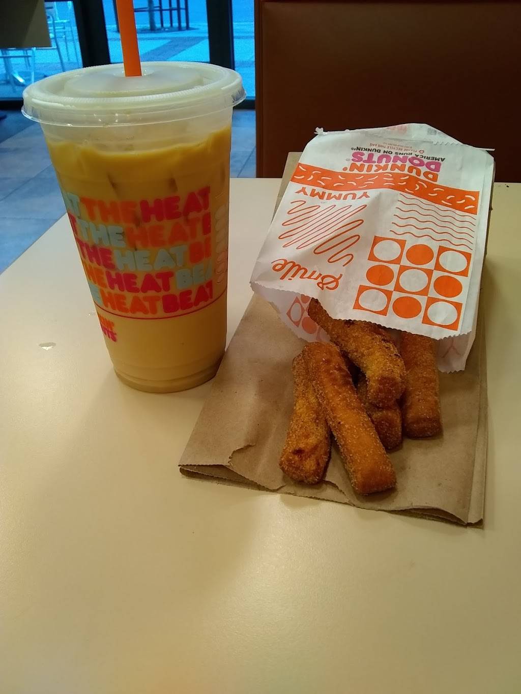 Dunkin | bakery | 486 N Orange Ave Suite 5, Orlando, FL 32801, USA | 4076747385 OR +1 407-674-7385