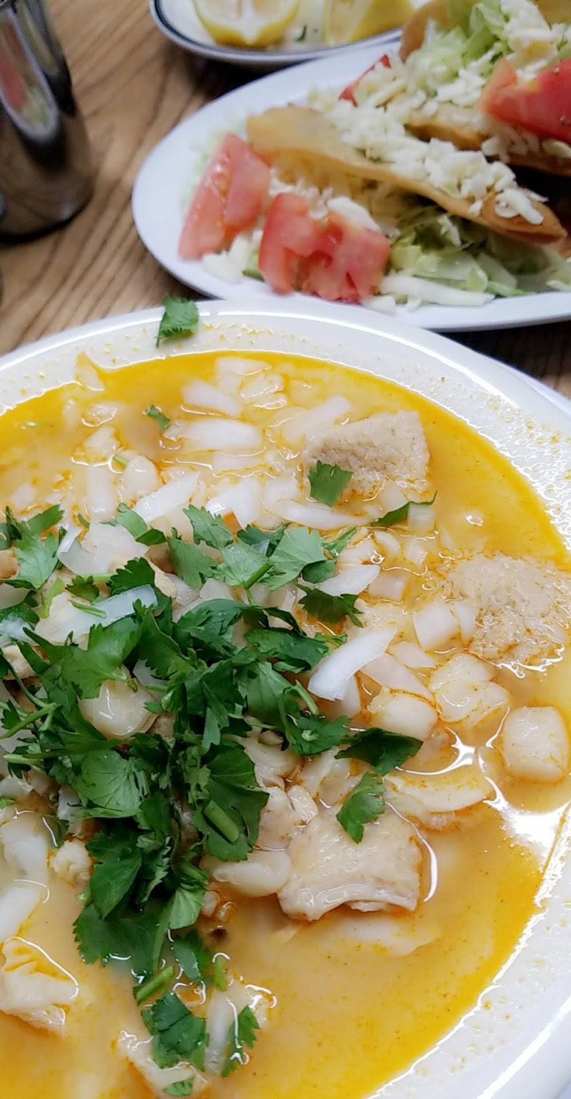 La Abeja Restaurant | restaurant | 3700 N Figueroa St, Los Angeles, CA 90065, USA | 3232210474 OR +1 323-221-0474