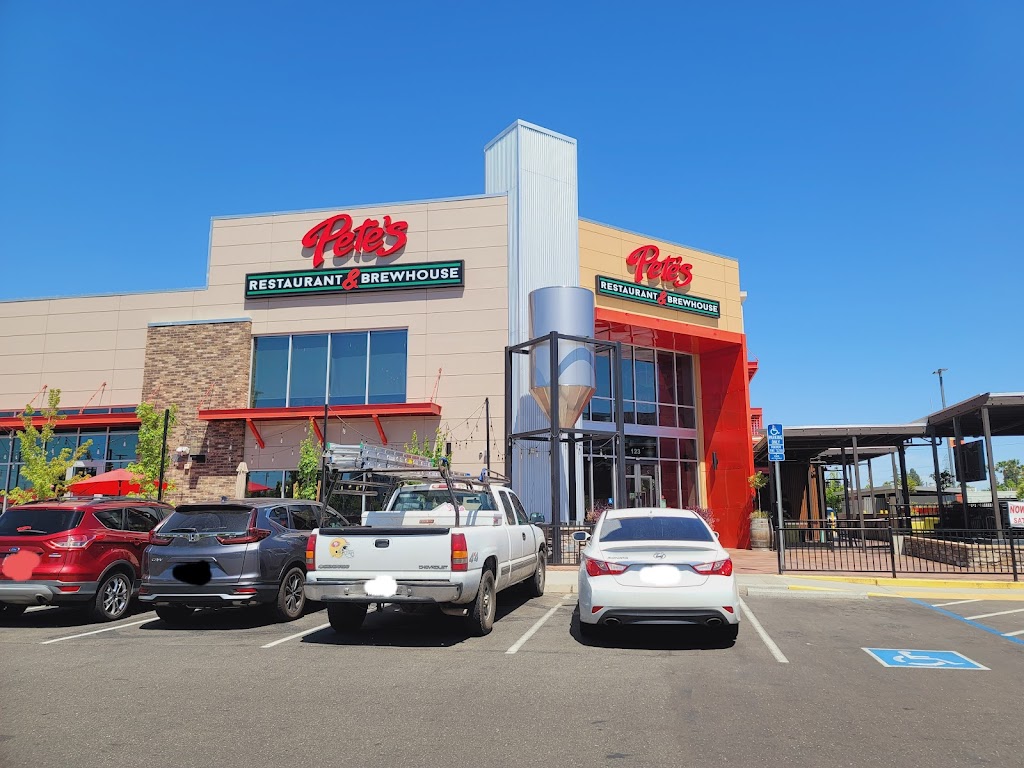Petes Restaurant & Brewhouse | restaurant | 2100 Arden Wy Suite 123, Sacramento, CA 95825, USA | 9165501605 OR +1 916-550-1605