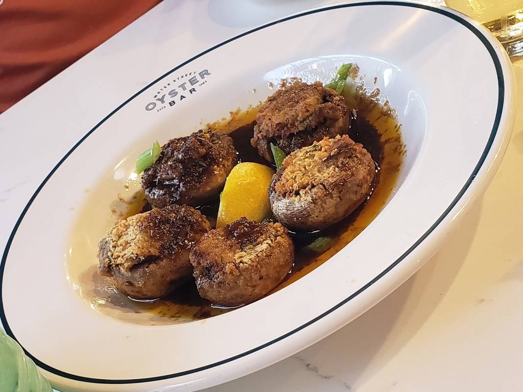 Water Street Oyster Bar | restaurant | 309 N Water St, Corpus Christi, TX 78401, USA | 3618819448 OR +1 361-881-9448