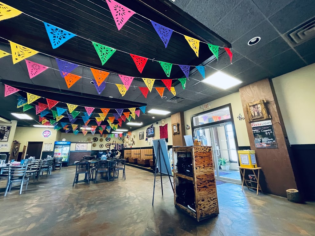 Mi Pueblo Mexican restaurant | restaurant | 120 Lakeview Heights, Chamberlain, SD 57325, USA | 6052341518 OR +1 605-234-1518