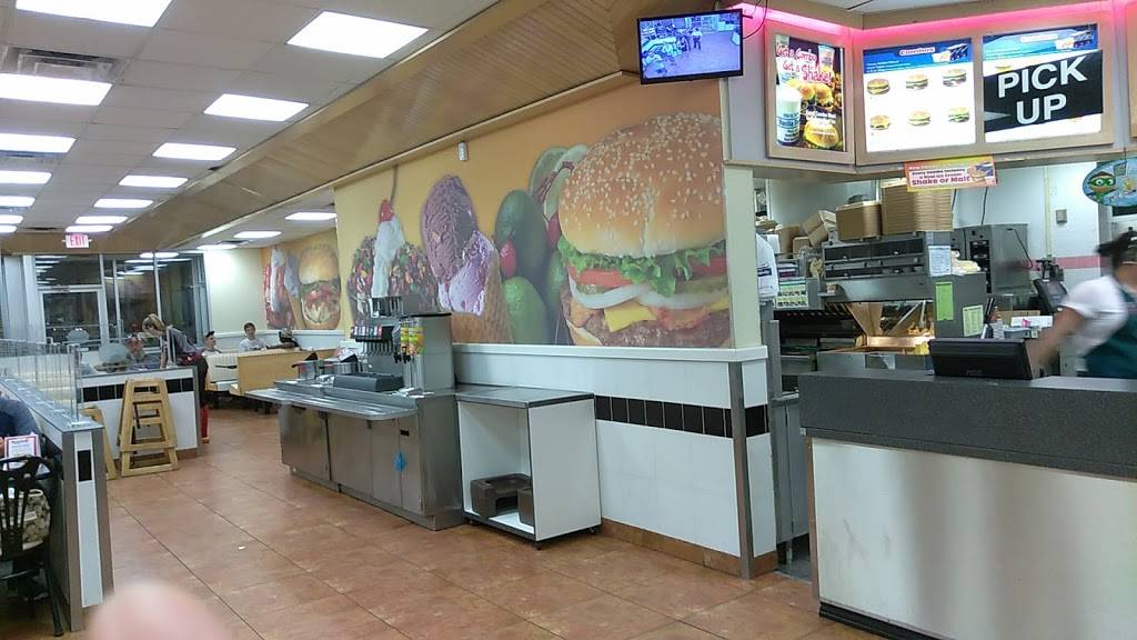 Braums Ice Cream & Burger Restaurant | restaurant | 2922 W University Dr, Denton, TX 76201, USA | 9405661634 OR +1 940-566-1634