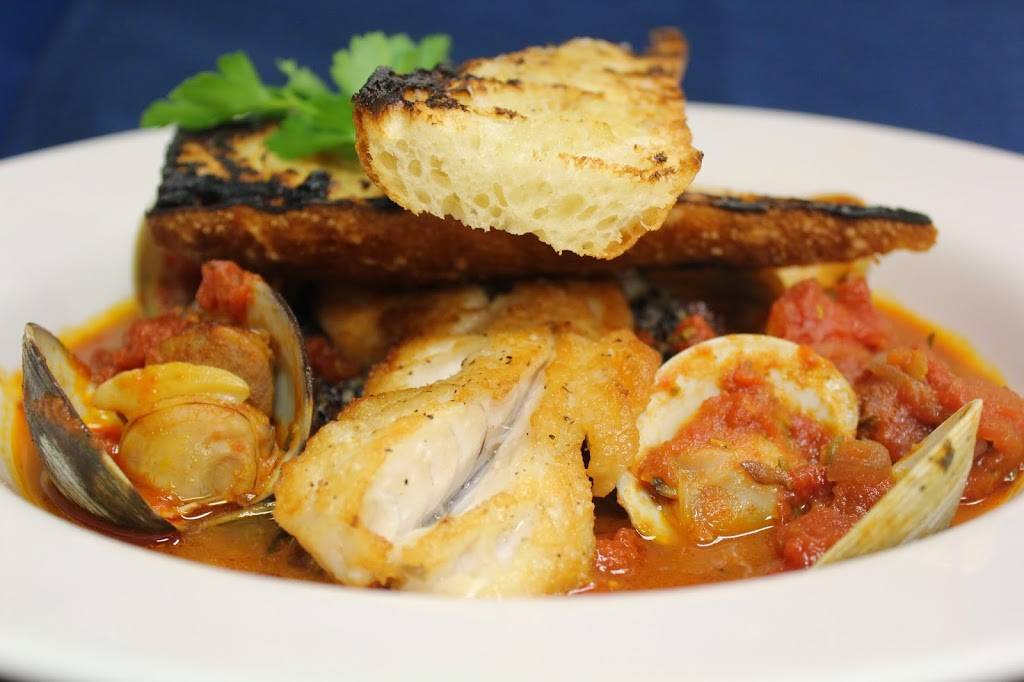 Horace & Sylvias Publick House | restaurant | 100 Deer Park Ave, Babylon, NY 11702, USA | 6315875081 OR +1 631-587-5081