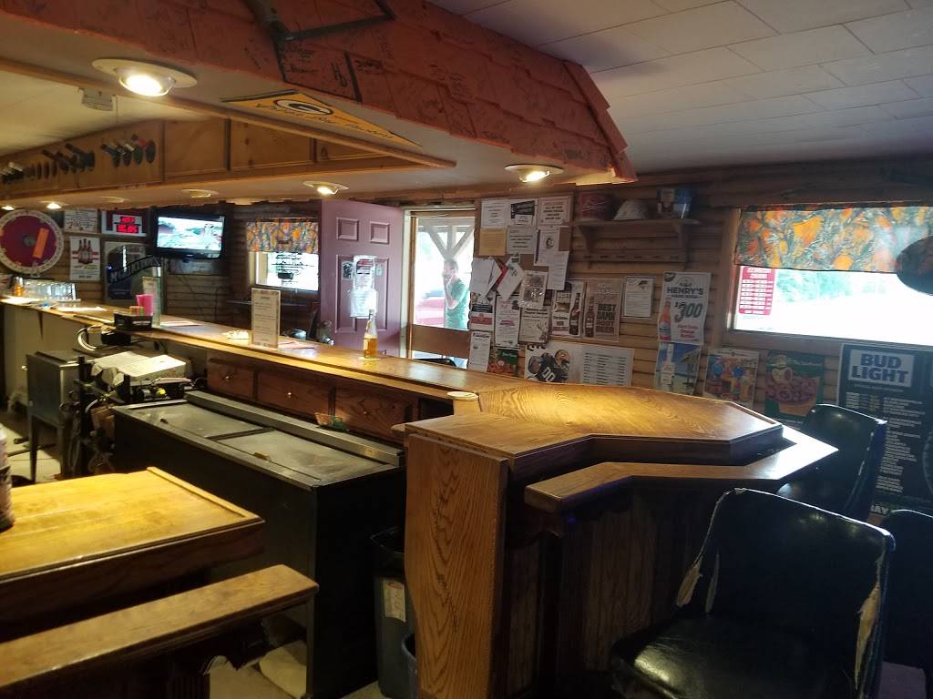 Backwater Bar And Grill Wyeville | restaurant | E 832, WI-21, Warrens, WI 54666, USA | 6083724988 OR +1 608-372-4988