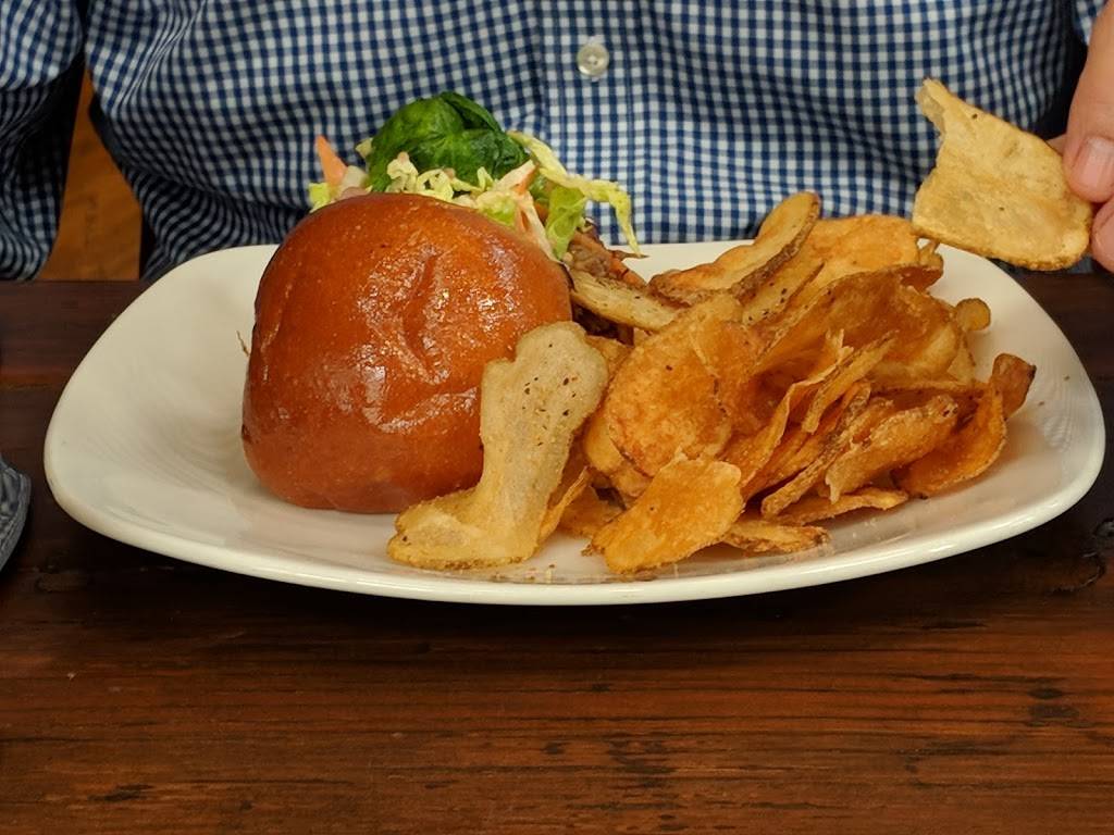 America Eats Tavern by José Andrés | restaurant | 3139 M St NW, Washington, DC 20007, USA | 2024506862 OR +1 202-450-6862