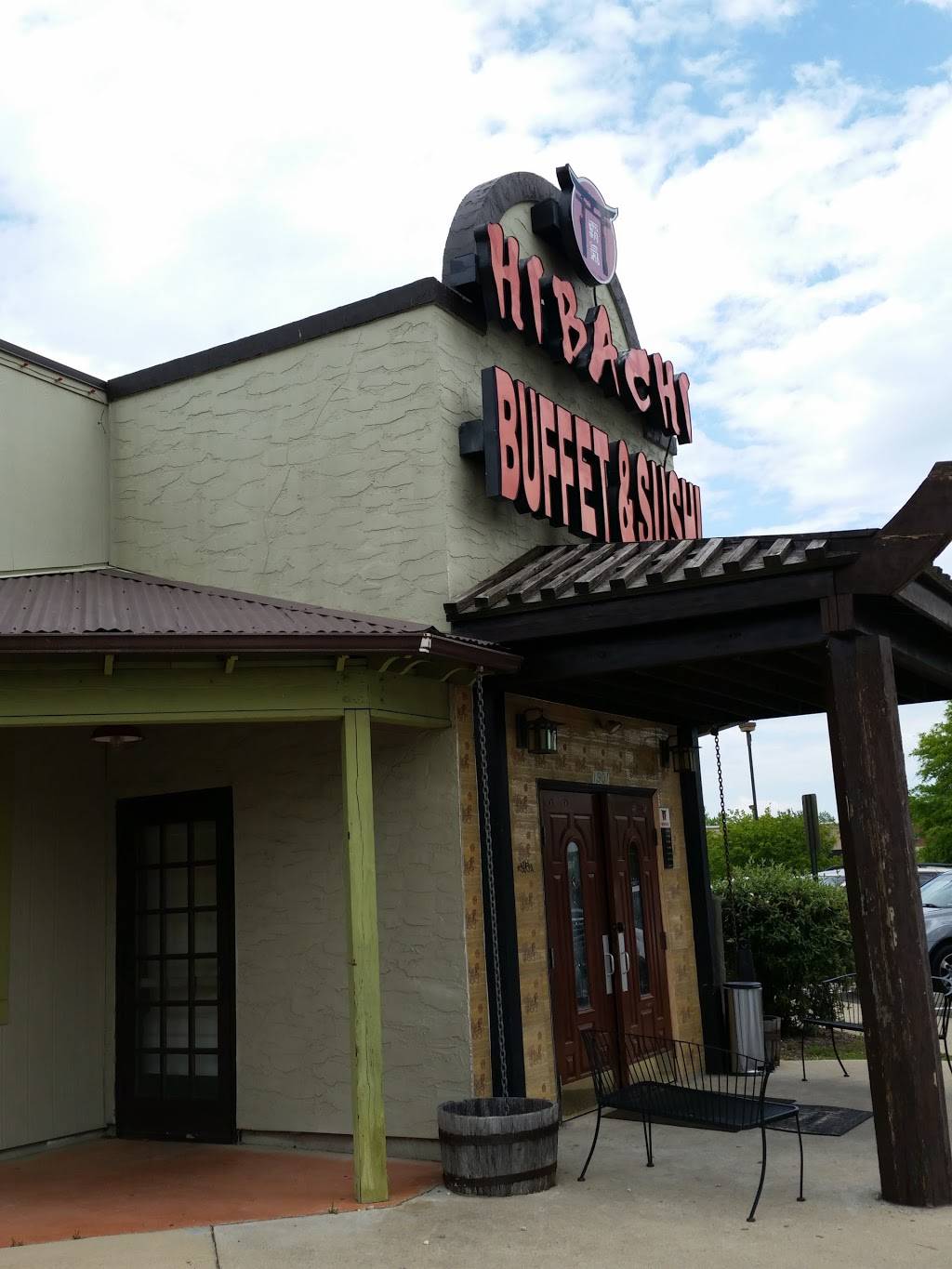 Hibachi Buffet & Sushi | restaurant | 1901 Carl D. Silver Parkway, Fredericksburg, VA 22401, USA | 5407862333 OR +1 540-786-2333