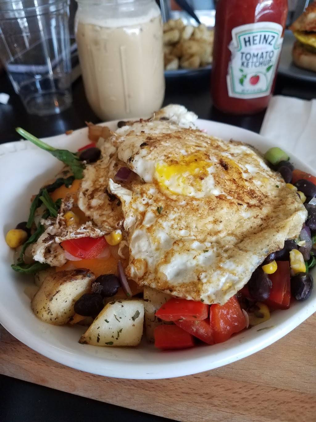 Speckled Hen Coffee | restaurant | 141 E W Main St, Strasburg, PA 17579, USA | 7172883139 OR +1 717-288-3139