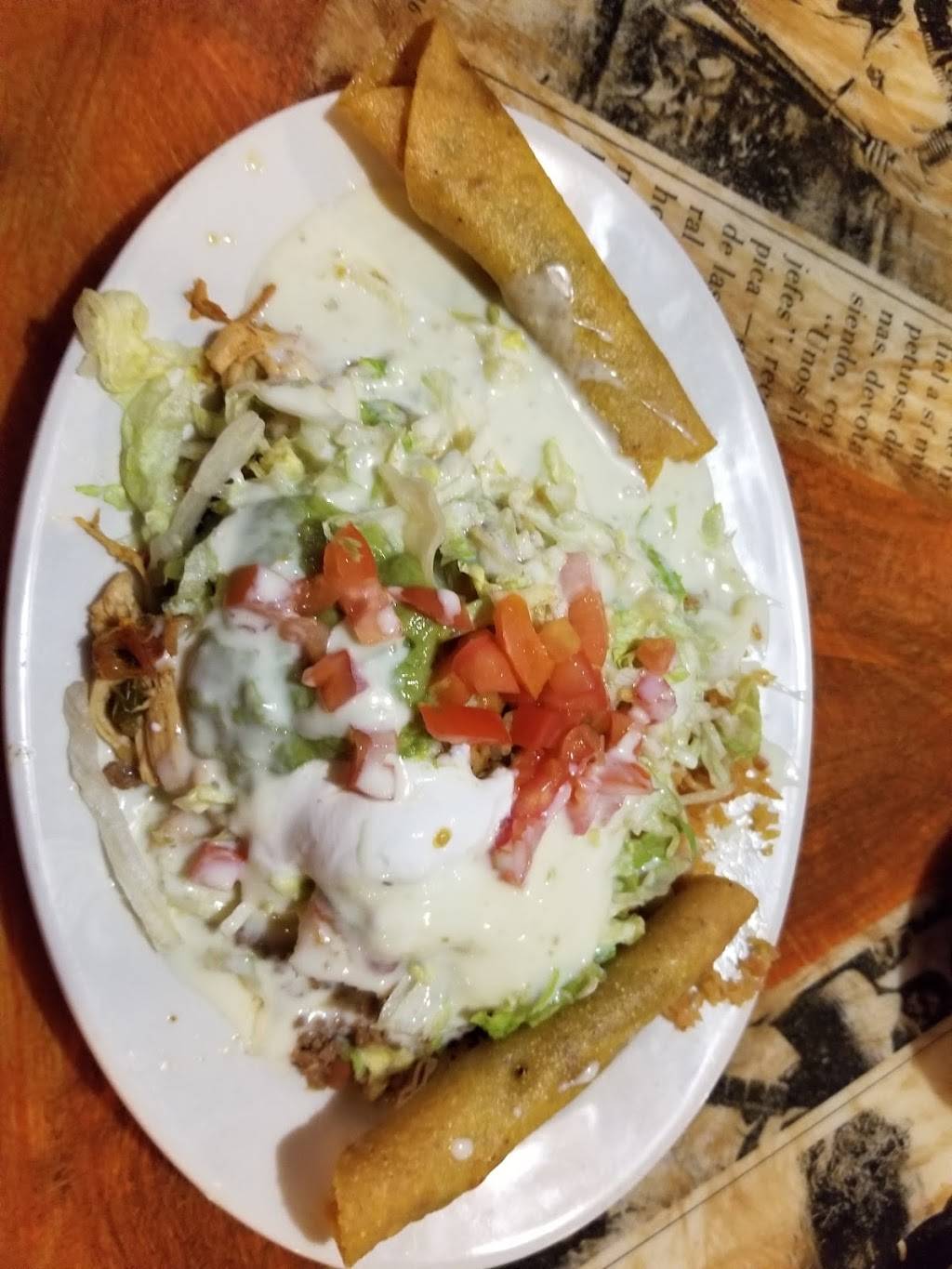 Monterrey Mexican Restaurant | restaurant | 105 Cedar Ln, Knoxville, TN 37912, USA | 8656885668 OR +1 865-688-5668