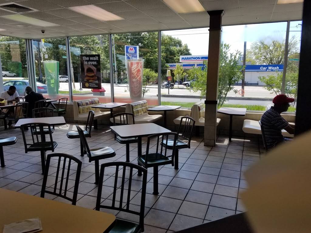 McDonalds | cafe | 1126 E McMillan St, Cincinnati, OH 45206, USA | 5137513751 OR +1 513-751-3751