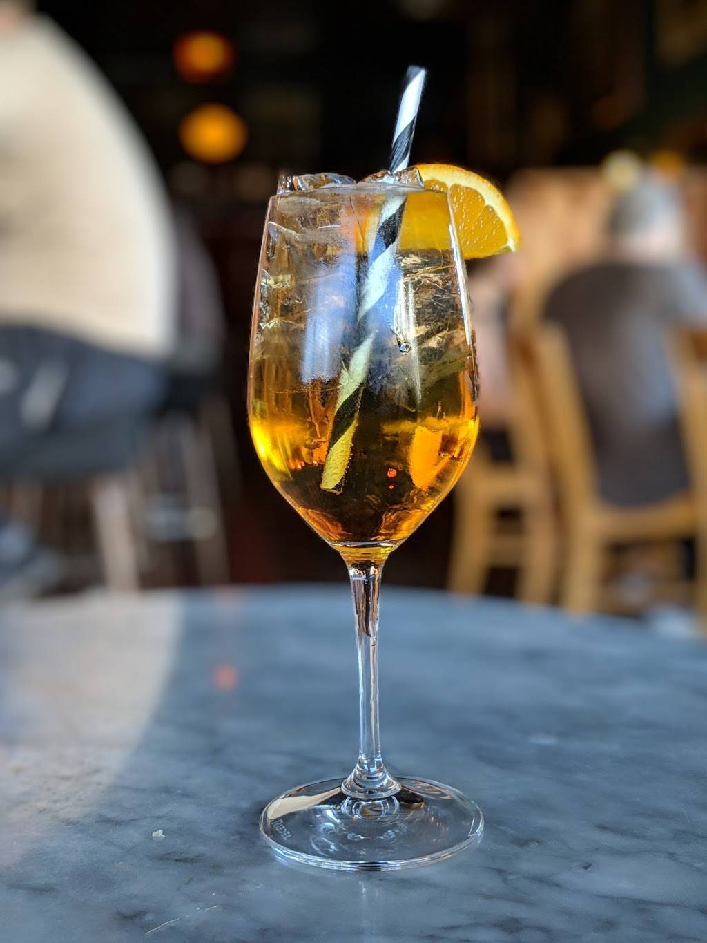 Ginos | restaurant | 8051 SE 13th Ave, Portland, OR 97202, USA | 5032334613 OR +1 503-233-4613