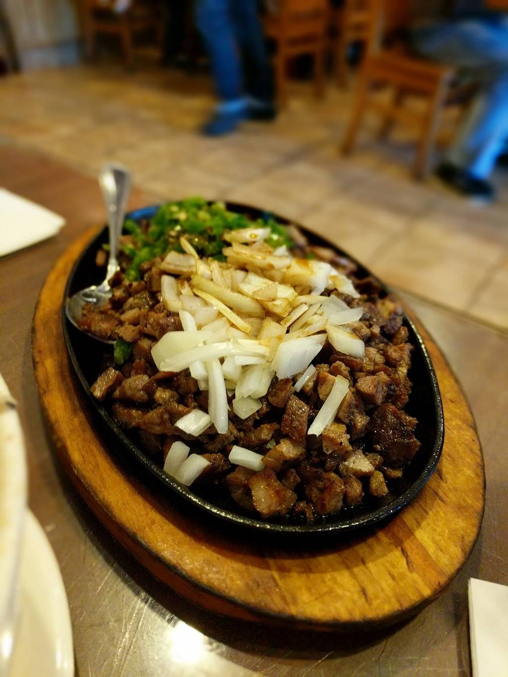 Karilagan | restaurant | 1129 El Camino Real, South San Francisco, CA 94080, USA | 6505894405 OR +1 650-589-4405