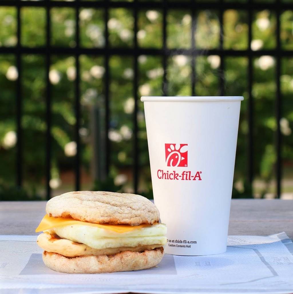 Chick-fil-A | restaurant | 304 Clarkson Rd, Ellisville, MO 63011, USA | 6365270016 OR +1 636-527-0016