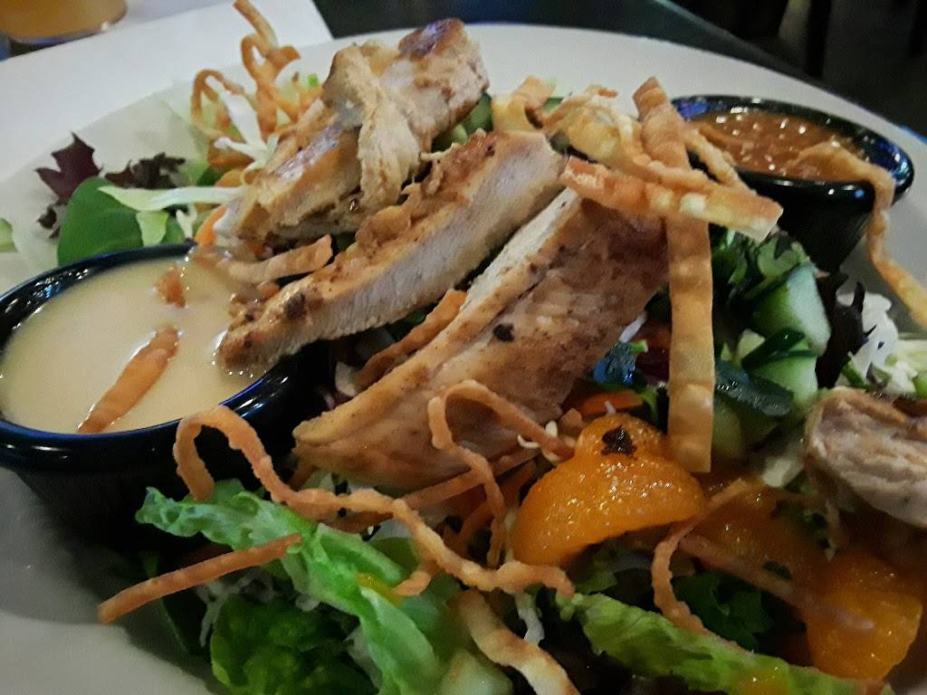 JJs Grill & Chill | restaurant | 5400 Phoenix Ave SUITE 1, Fort Smith, AR 72903, USA | 4794344555 OR +1 479-434-4555