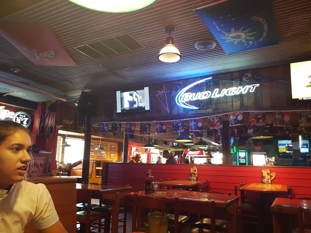 Island Jacks Patio Bar & Grill | restaurant | 4449 Okeechobee Blvd, West Palm Beach, FL 33409, USA | 5616872122 OR +1 561-687-2122